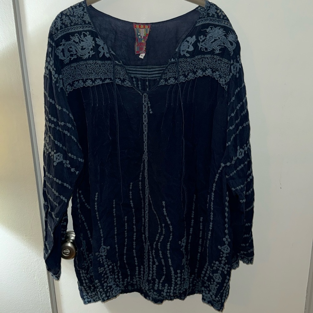Johnny Was Rayon Navy Top XL